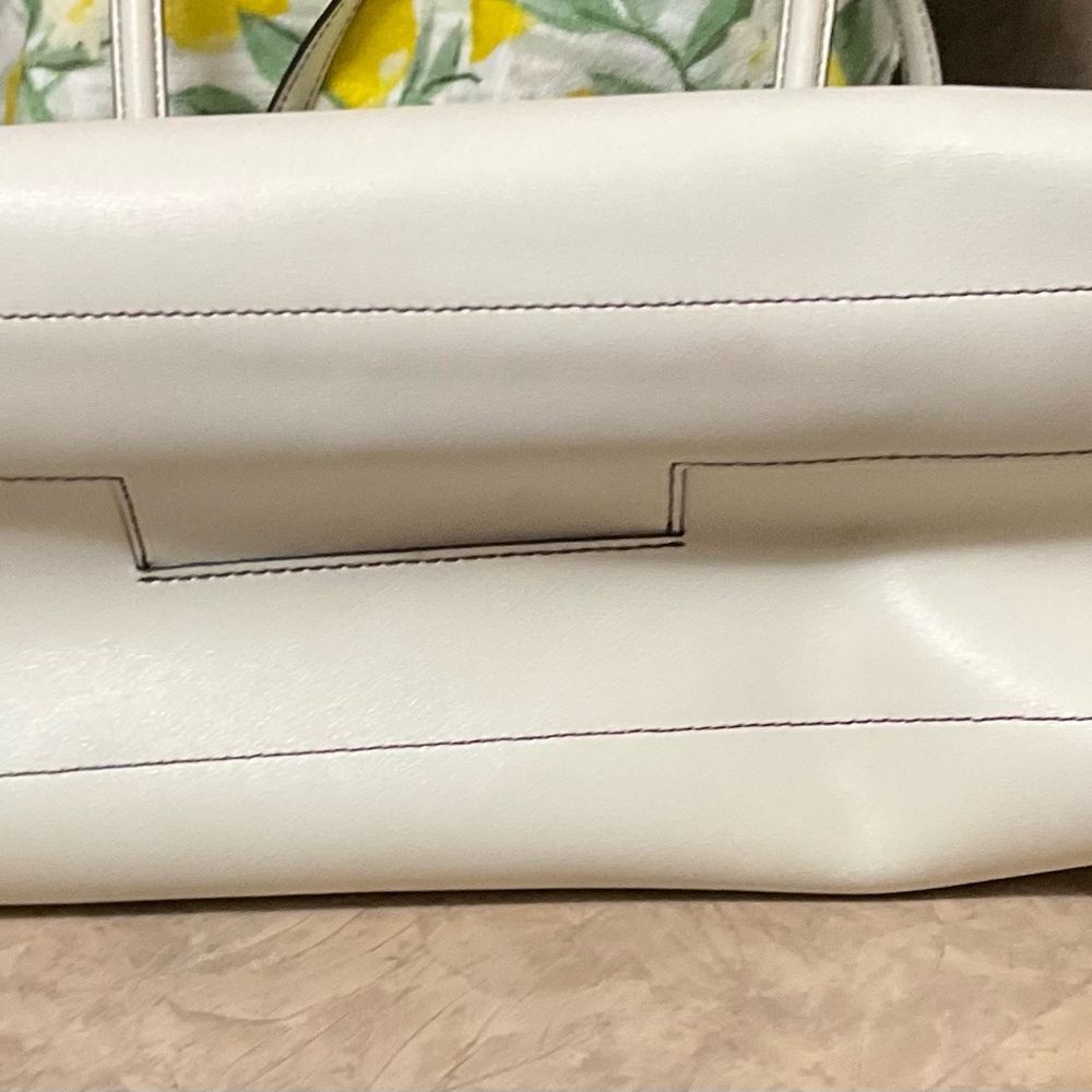 Tory Burch Cream Tote - Picture 3 of 4